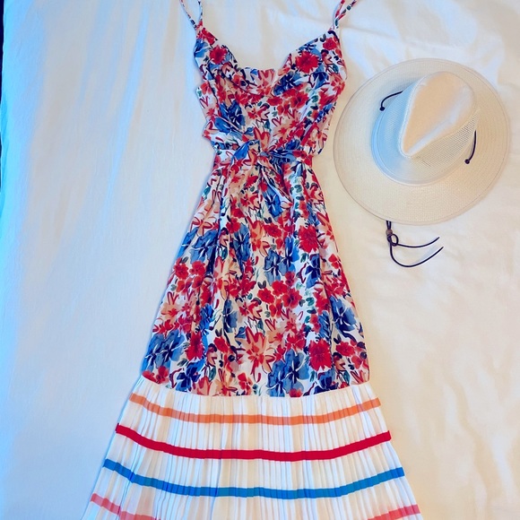 Beautiful bright floral & stripe lightweight cowl neck dress size L. - Picture 1 of 3